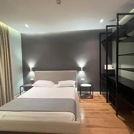 Tirana Apartments 地拉那