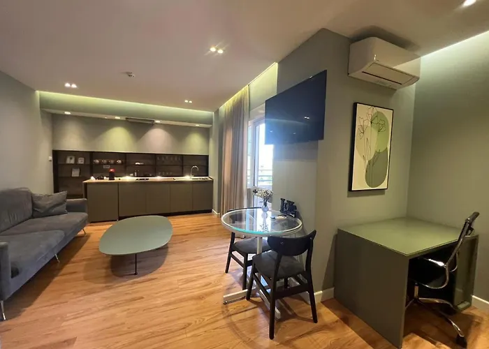Tirana Apartments Διαμέρισμα *